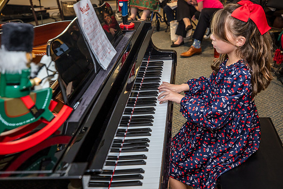 Winter-Holidays-Concert-2024-Noteable-Success-Music-6139
