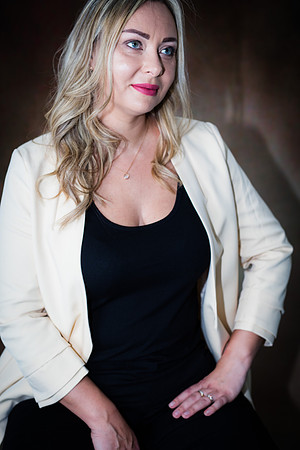 20220803-Headshot-Jane-3847-