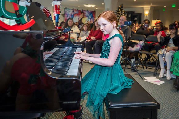 Winter-Holidays-Concert-2024-Noteable-Success-Music-6190-