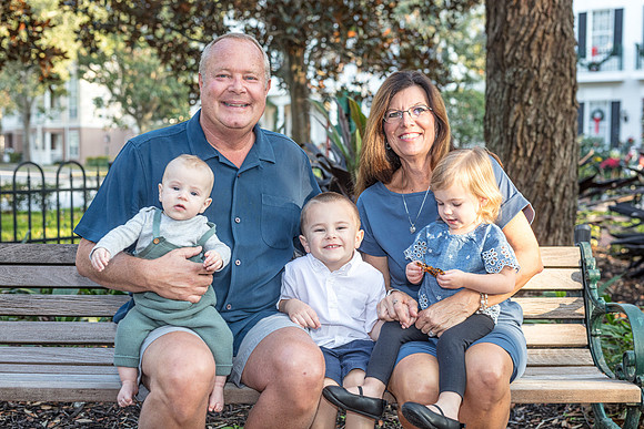 20221211-Lori-Laake-Family-Session-7437