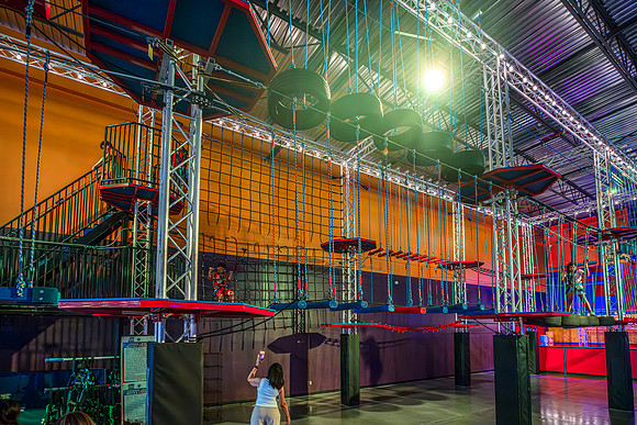 20241125-Planet-Obstacle-Davenport-4770