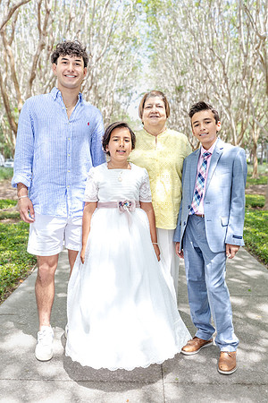 20240427-Mariana-Esquibel-Emma-First-Communion-9013