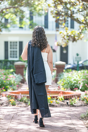 20250502-Lucinda-grad-session-9570-