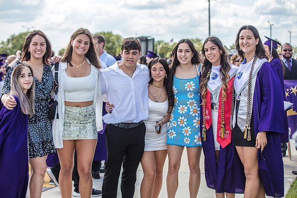 20220524-High-School-Graduation-Isabela-3395