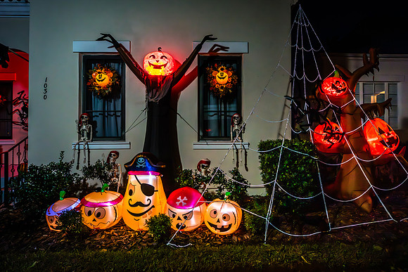 Halloween-Houses-Celebration-2024-2709