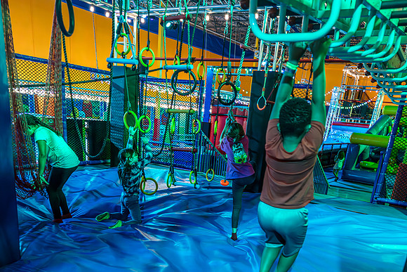 20241125-Planet-Obstacle-Davenport-4867