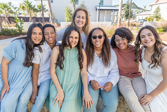 20241130-Elsbeth-Arce-Family-Session-Evermore-4977