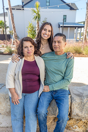 20241130-Elsbeth-Arce-Family-Session-Evermore-5076