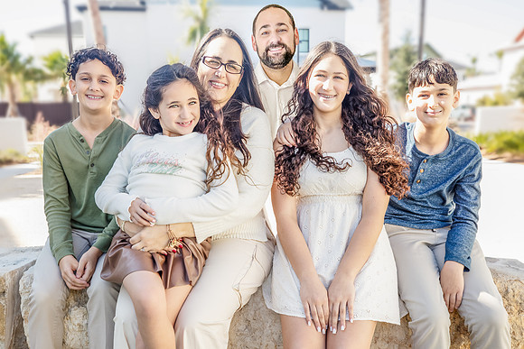 20241130-Elsbeth-Arce-Family-Session-Evermore-5136-edit3