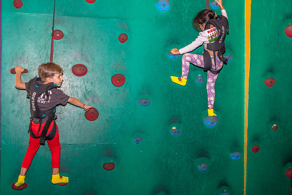 Henry-7th-Birthday-Planet-Obstacle-2396