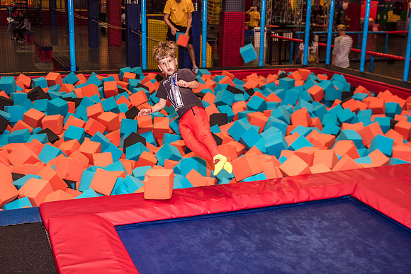 Henry-7th-Birthday-Planet-Obstacle-2291J