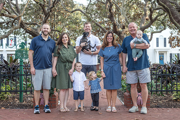 20221211-Lori-Laake-Family-Session-7425