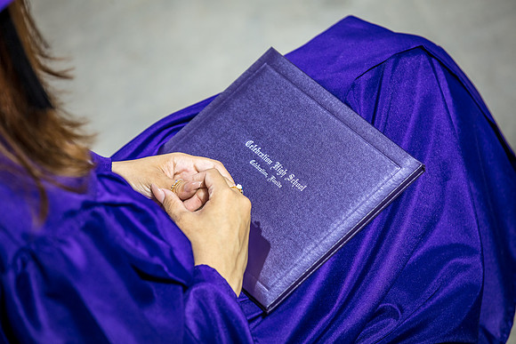 20220524-High-School-Graduation-Isabela-3346