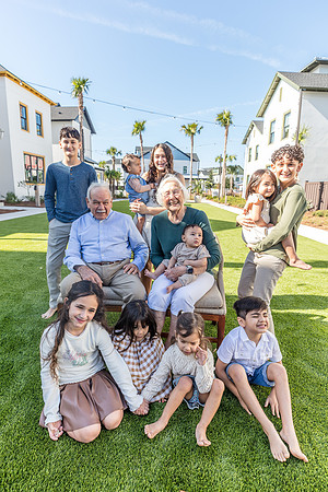 20241130-Elsbeth-Arce-Family-Session-Evermore-4960