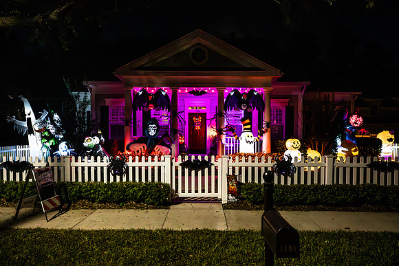 Halloween-Houses-Celebration-2024-2695