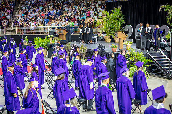20220524-High-School-Graduation-Isabela-3319