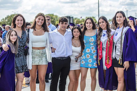 20220524-High-School-Graduation-Isabela-3392