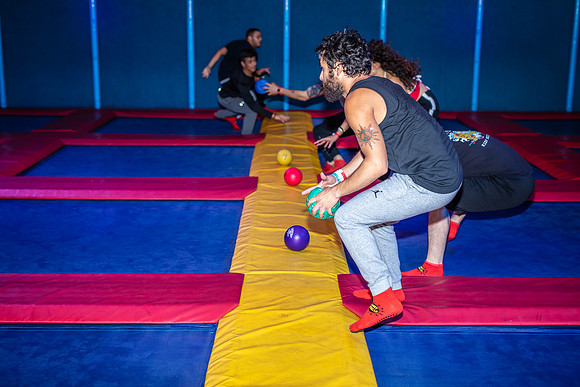 Planet-Obstacle-Adults-Night-0064