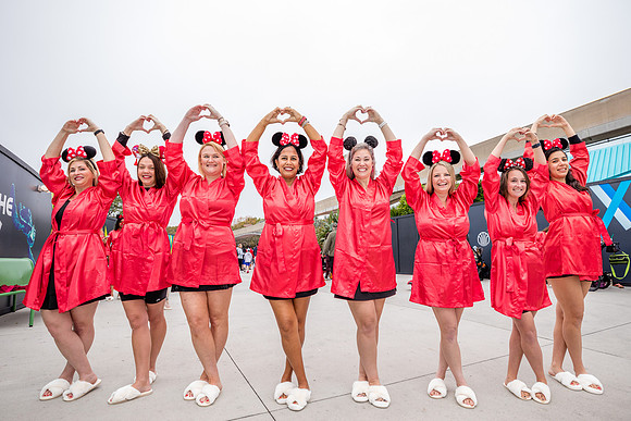 Valentine-Session-Momsies-Disney-Epcot-2022-0752