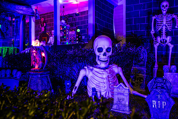 Halloween-Houses-Celebration-2024-2685