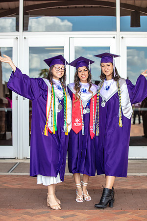 20220524-High-School-Graduation-Isabela-3300