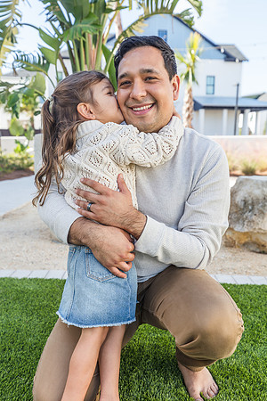 20241130-Elsbeth-Arce-Family-Session-Evermore-5238