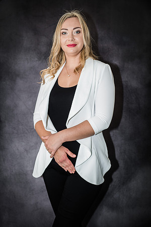 20220803-Headshot-Jane-3809