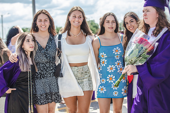 20220524-High-School-Graduation-Isabela-3388