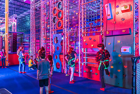 20241125-Planet-Obstacle-Davenport-4875
