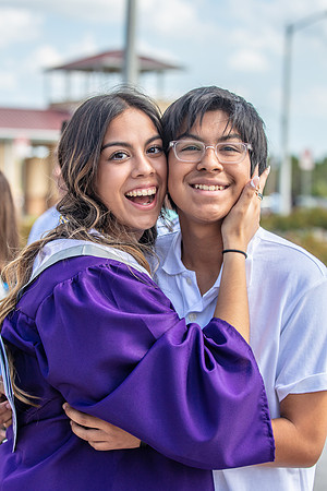 20220524-High-School-Graduation-Isabela-3420