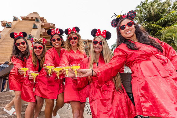 Valentine-Session-Momsies-Disney-Epcot-2022-0861