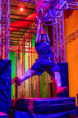 Planet-Obstacle-Adults-Night-0161