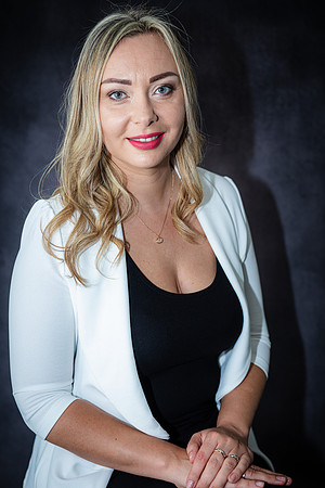 20220803-Headshot-Jane-3823