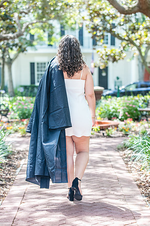 20250502-Lucinda-grad-session-9564-