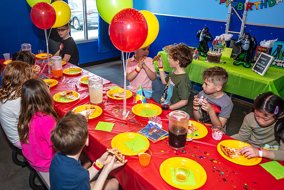 20250309-Hayden-8-Birthday-Party-Planet-Obstacle-Davenport-1897