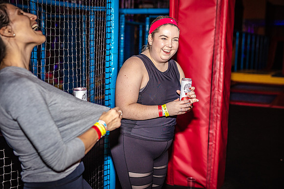 Planet-Obstacle-Adults-Night-0116