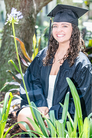 20250502-Lucinda-grad-session-9545-