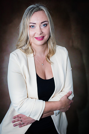 20220803-Headshot-Jane-3832