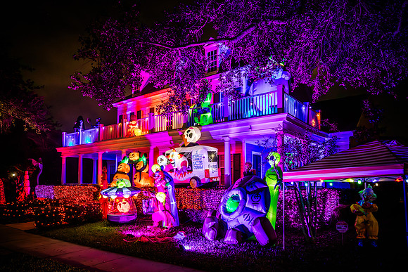 Halloween-Houses-Celebration-2024-2654