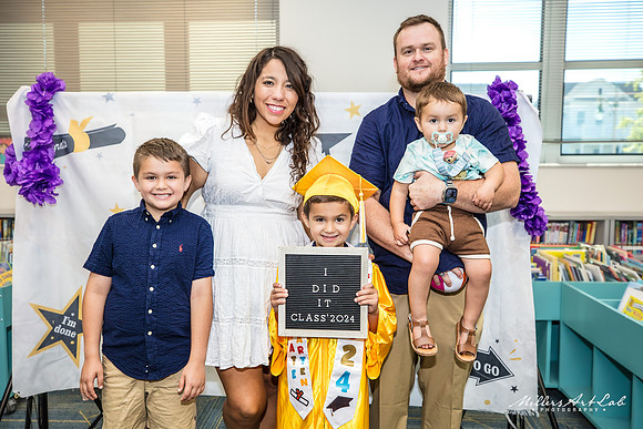 20240529-IVES-KG-Promo-Ceremony-Class-of-2024-0220