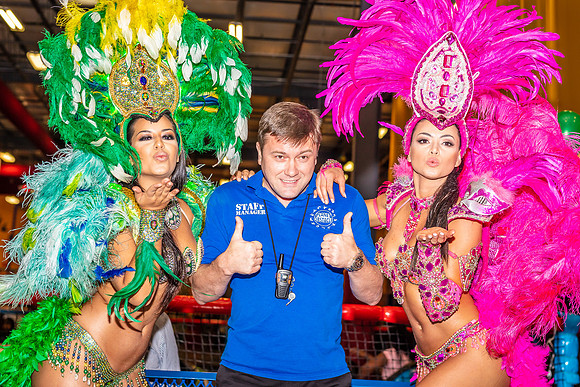 Planet-Obstacle-Brazilian-Night-0474