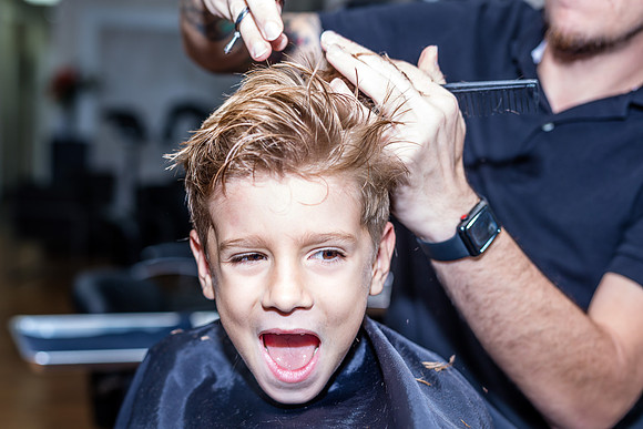 Hair-Cut-Toni-Michaels-Salon-0103H-