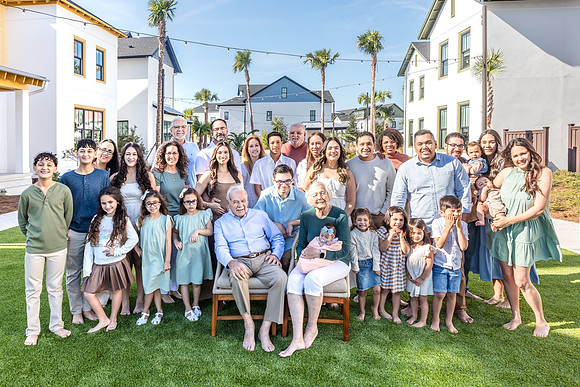 20241130-Elsbeth-Arce-Family-Session-Evermore-4905