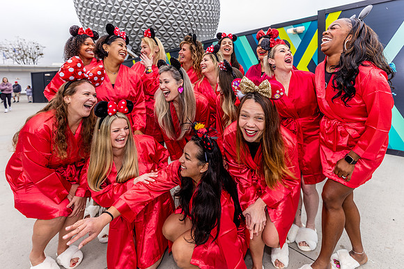 Valentine-Session-Momsies-Disney-Epcot-2022-0739