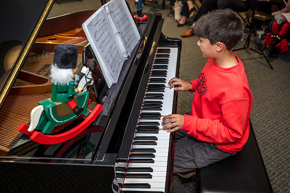 Winter-Holidays-Concert-2024-Noteable-Success-Music-6151-