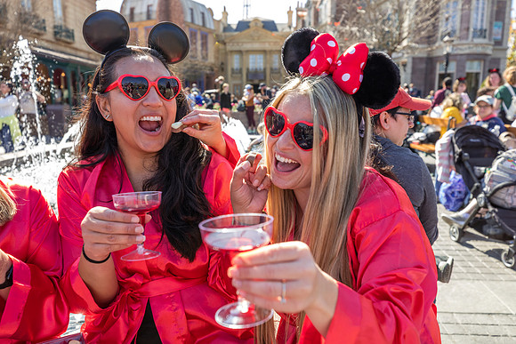 Valentine-Session-Momsies-Disney-Epcot-2022-0996-