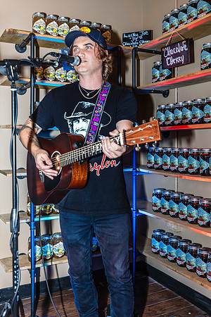 20250123-Maws-Mtn-Moonshine-Old-Town-Grand-Opening-8454J