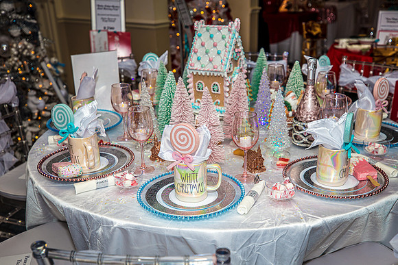 Celebration-Holiday-Home-Tour-2022-Stop1-851-Celebration-Ave-Town-Hall-6874