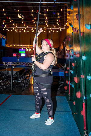 Planet-Obstacle-Adults-Night-0178