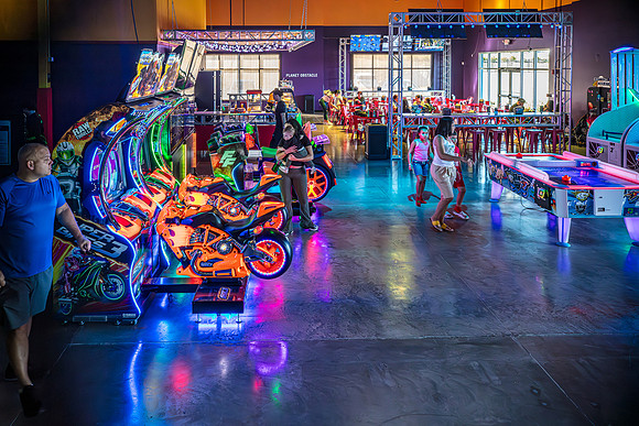 20241125-Planet-Obstacle-Davenport-4864